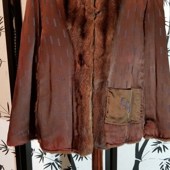 EUC-GENUINE LADIES BROWN  MINK CAPE SIZE L - Picture 11 of 11